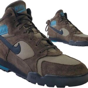 Nike mens 7.5 vintage retro hiking boots leather high top sneakers